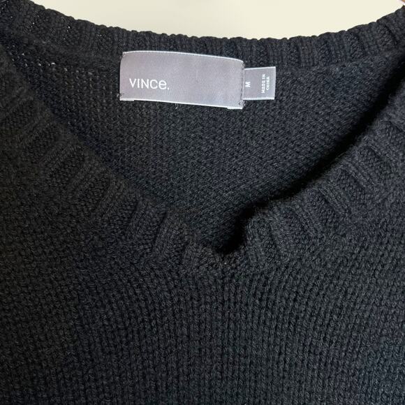 Vince. Yak and Wool Knit V-Neck Sweater in Black Men’s Medium - Picture 3 of 6